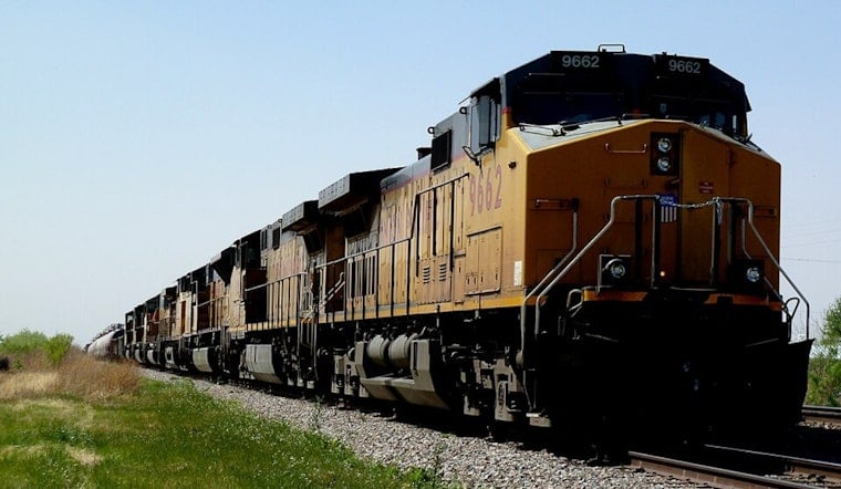 Union Pacific Train Derails In Mansfield, Sparks Grass Fire Near Holland Road