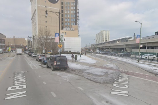 Uptown's 4725 N. Clifton Gets Full Permit, 40 Units Now Rising Fast
