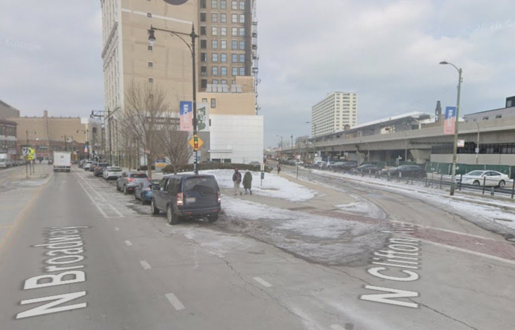 Uptown's 4725 N. Clifton Gets Full Permit, 40 Units Now Rising Fast