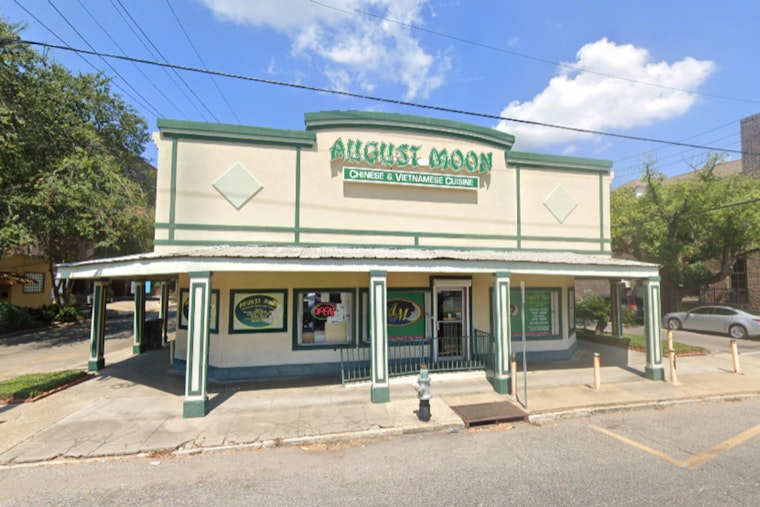 Uptown's August Moon, Which Fed Storm Victims for Decades, Fears Closing for Good