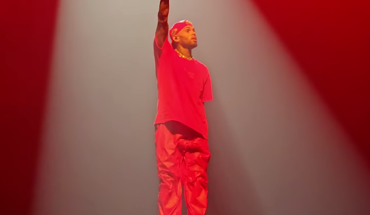 Usher and Chris Brown Add Baltimore Stop to R&B Tour at M&T Bank Stadium
