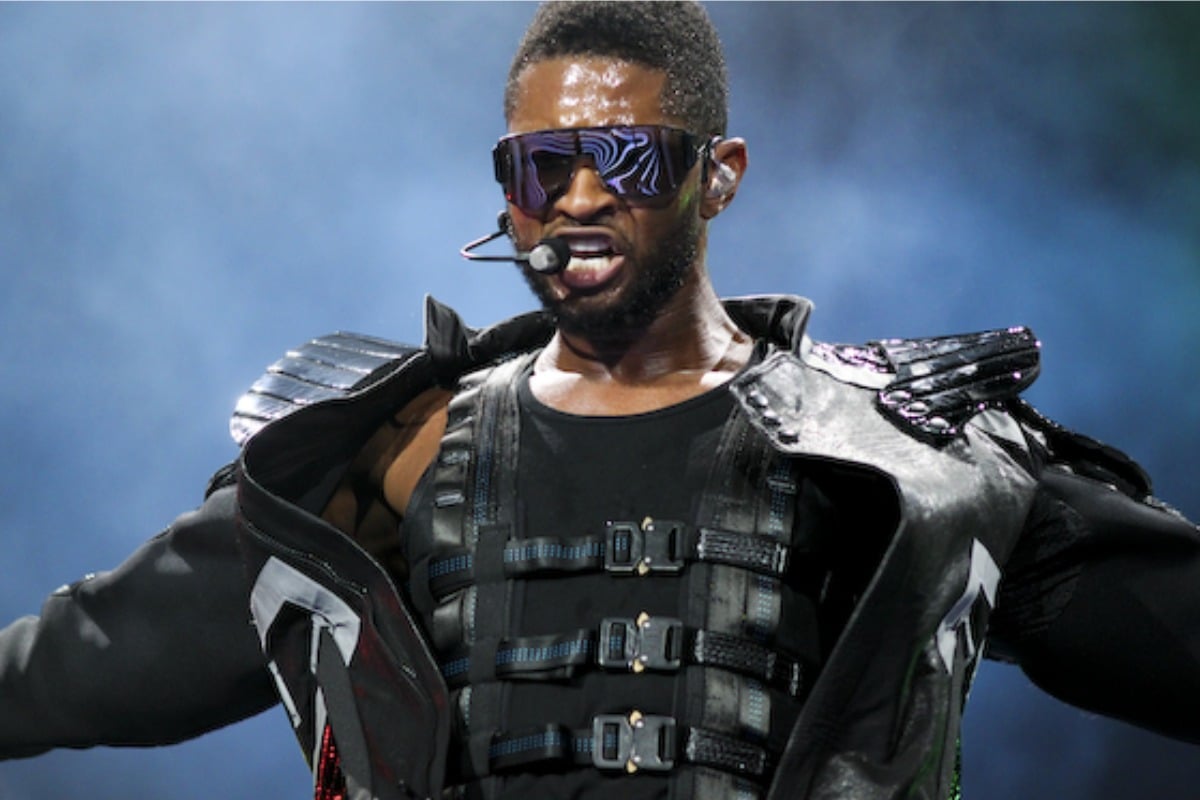 Usher and Chris Brown performing during the massive 2026 R&B Tour