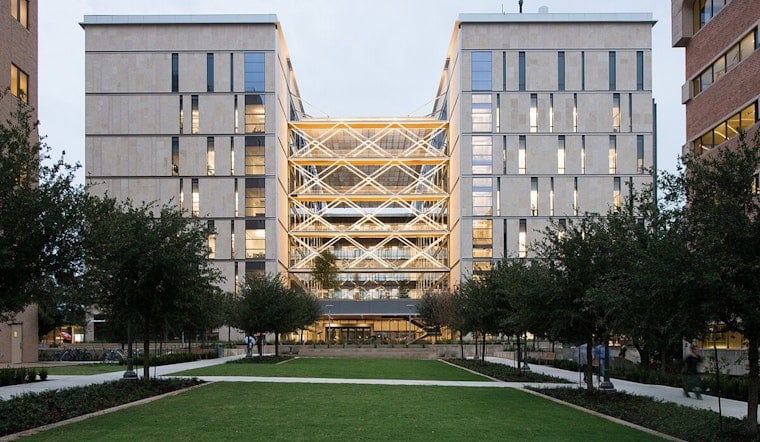 UT Austin Creates Brain-Like Material From Billions Of Water Droplets