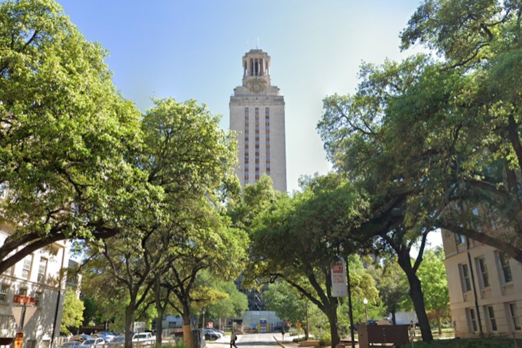 UT Austin Tower’s $77 Million Facelift Brings Back the Gold — But Scaffolding Stays Until 2027