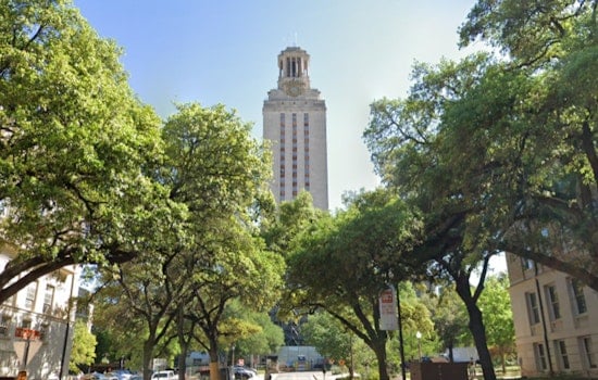 UT Austin Tower’s $77 Million Facelift Brings Back the Gold — But Scaffolding Stays Until 2027
