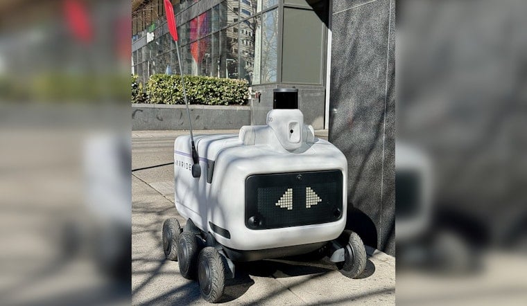 UT Knoxville Swaps Sidewalk Bots for Bigger, Screen-Faced Avride Robots
