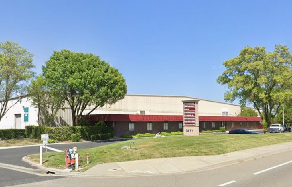 Vacaville Warehouse Reborn as 14-Court Pickleball Palace With AI Video Lab
