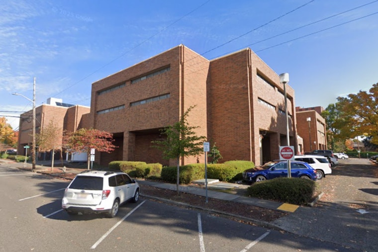 Vancouver Firefighter Facing Arson Charge Dies by Suicide in Clark County Jail