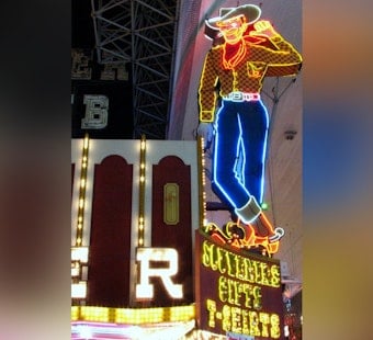 Vegas Vic's Arm Stopped Waving Decades Ago — Now Fans Demand a Fix