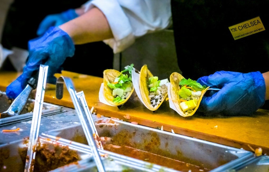 Viral Video Shows Group Attacking Las Vegas Taco Shop Workers Over Order Dispute