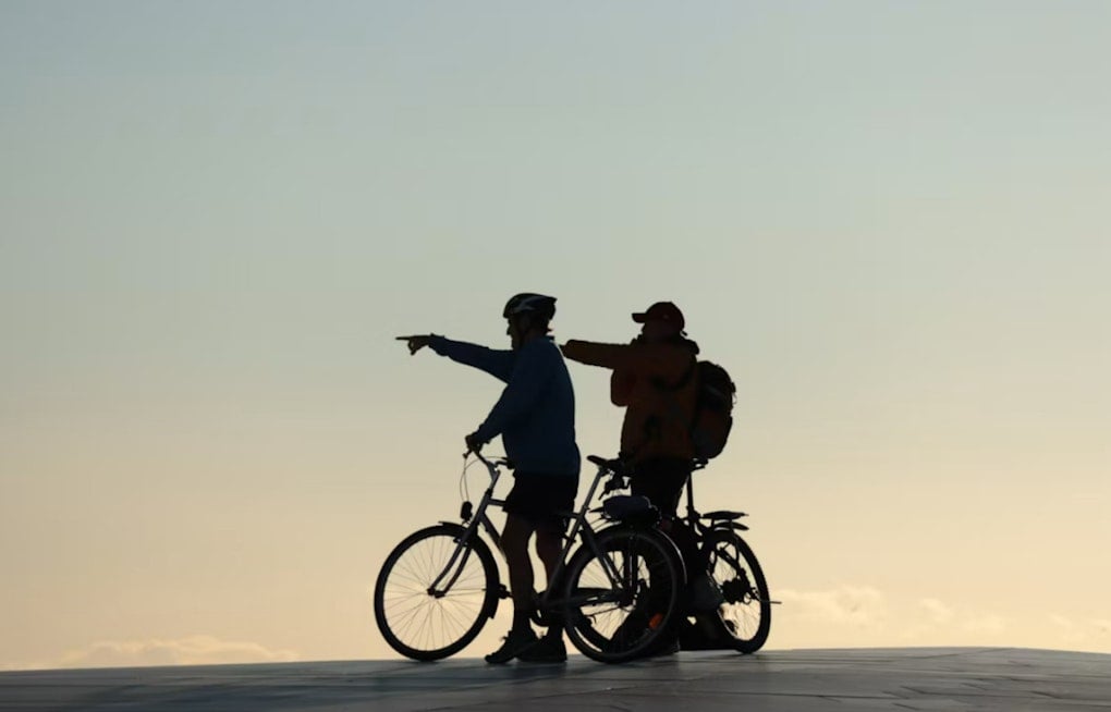 Virginia Man Fulfills 50-Year Bicentennial Vow, Survives Stroke to Reach Seattle