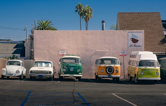 Volksfest 35 Rolls Into Historic Fort Hayes With Hundreds of Vintage VWs
