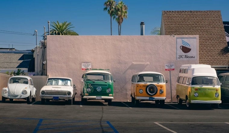 Volksfest 35 Rolls Into Historic Fort Hayes With Hundreds of Vintage VWs