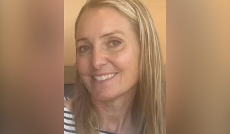 Volunteers Comb Redwood Regional Park for Missing Oakland Coffee Owner Amy Hillyard