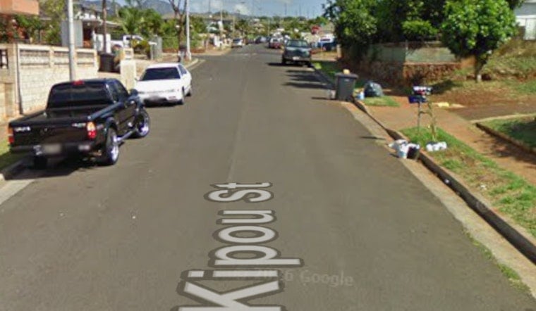 Waipahu Man, 27, Hospitalized After Stabbing on Kipou Street, No Suspect Found