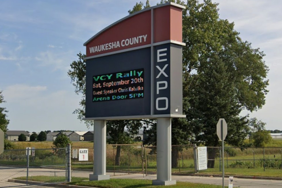 Waukesha County Expo Center Hosts Southeast Wisconsin's First Balloon Glow Thursday
