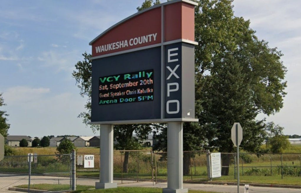 Waukesha County Expo Center Hosts Southeast Wisconsin's First Balloon Glow Thursday