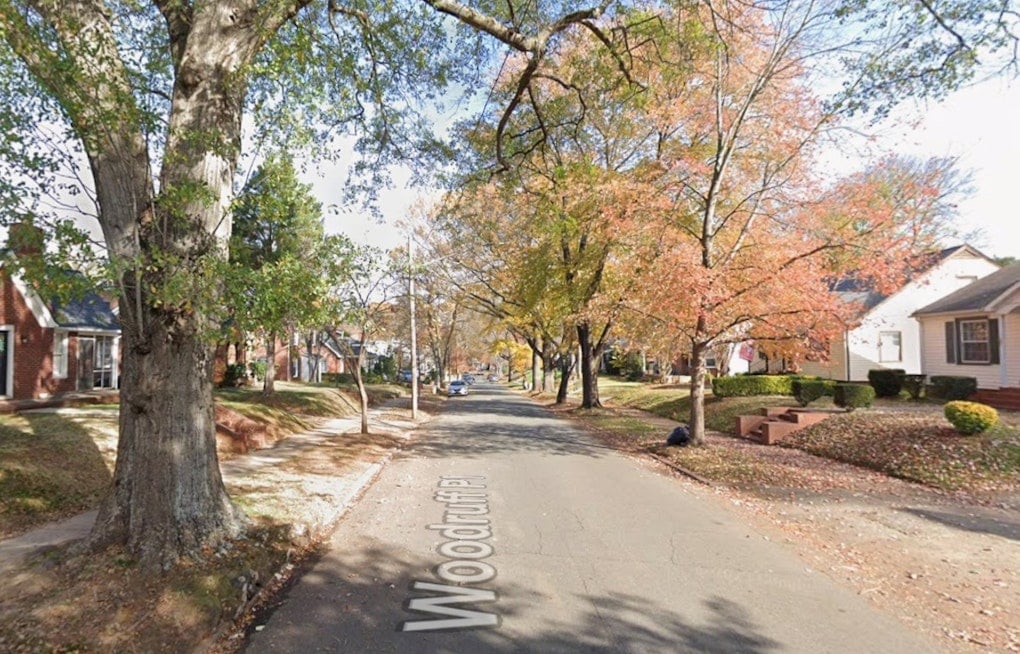 Wesley Heights Neighbors Fight Six-Bedroom PadSplit Conversions With ‘No’ Signs