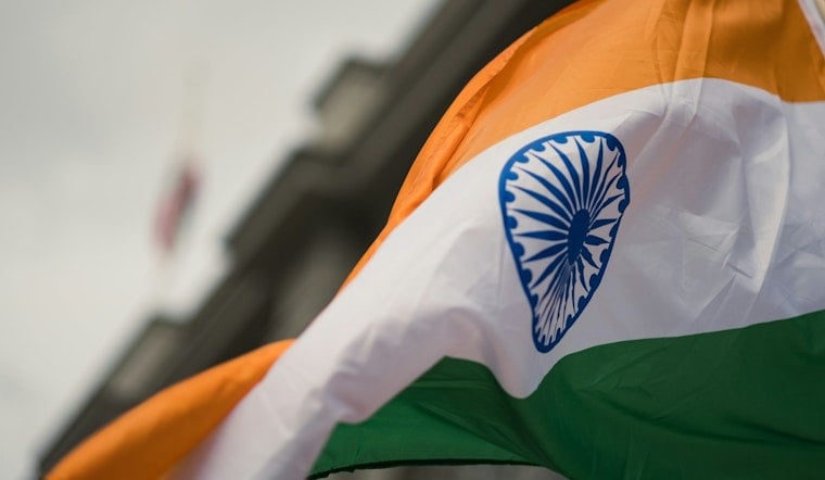 West Ridge's Devon Avenue Erupts in Color for India Independence Day Parade