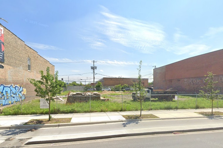 West Town's Flooded Foundation Eyesore Wins Final OK for 48 Apartments
