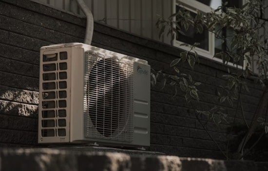 Westside Jacksonville Renters Bake at 120 Degrees as Valencia Way AC Fight Drags On