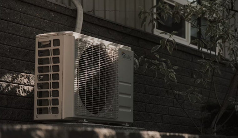 Westside Jacksonville Renters Bake at 120 Degrees as Valencia Way AC Fight Drags On