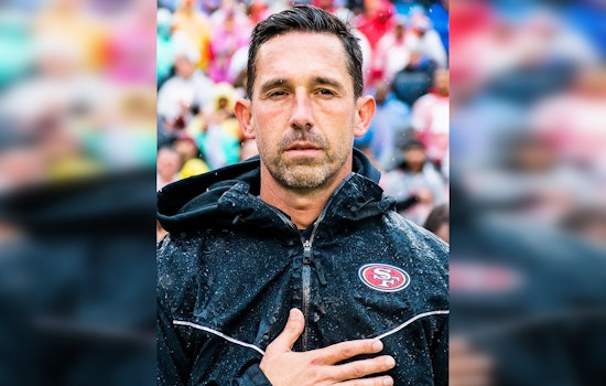 WGN Airs Bizarre Kyle Shanahan-Mitch McConnell Meme, Then Apologizes