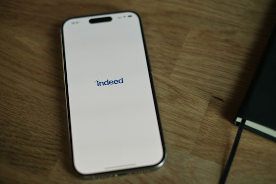 Wheeling Woman Quit Her Job for a Fake $45-an-Hour Remote Gig on Indeed