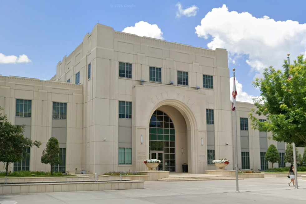 Winter Garden Weighs 7% Trash Rate Hike to Plug $500,000 Budget Gap