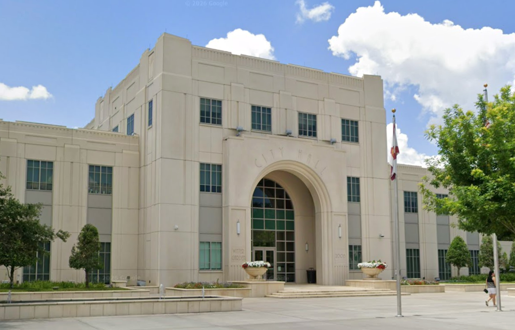 Winter Garden Weighs 7% Trash Rate Hike to Plug $500,000 Budget Gap
