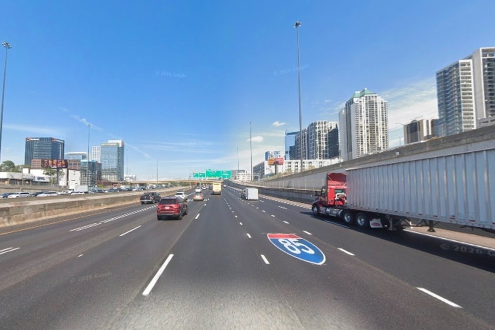 Woman, 26, Dies After Fleeing Car Fight Into I-85 Traffic Near GA 400