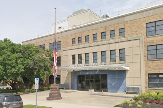 Woman Drives Into Crowd Near Roselawn Shell Station, Cincinnati Police Hunt Driver