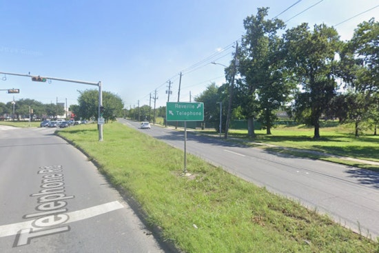 Woman In Her 20s Dies After Running Two Red Lights on Telephone Road