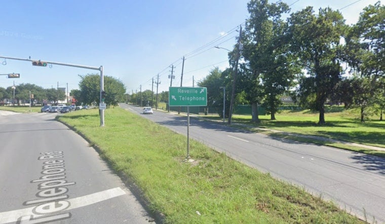 Woman In Her 20s Dies After Running Two Red Lights on Telephone Road