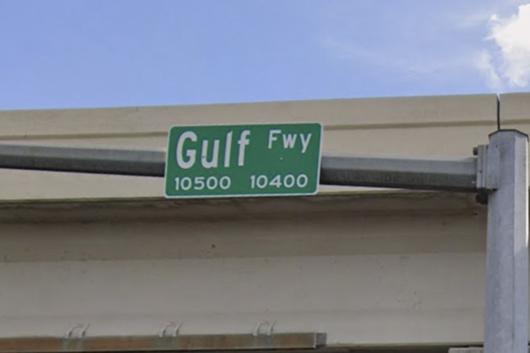 Woman Killed Trying to Cross Gulf Freeway Near Edgebrook Drive, HPD Says