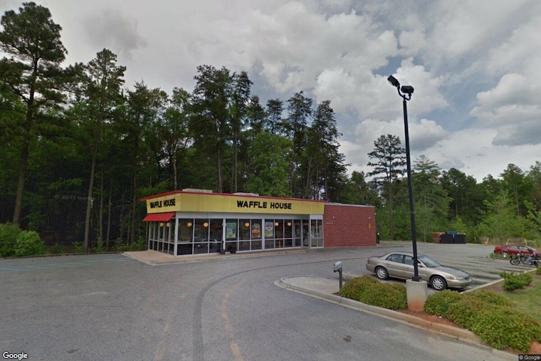 Woman Shot at Greenville Waffle House, Deputies Find Her Fleeing to Hospital