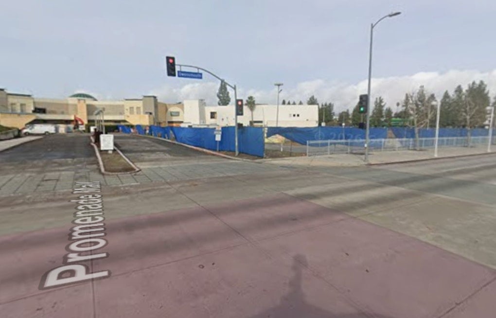 Woodland Hills Promenade Mall Razed for Kroenke's $10B Rams Village