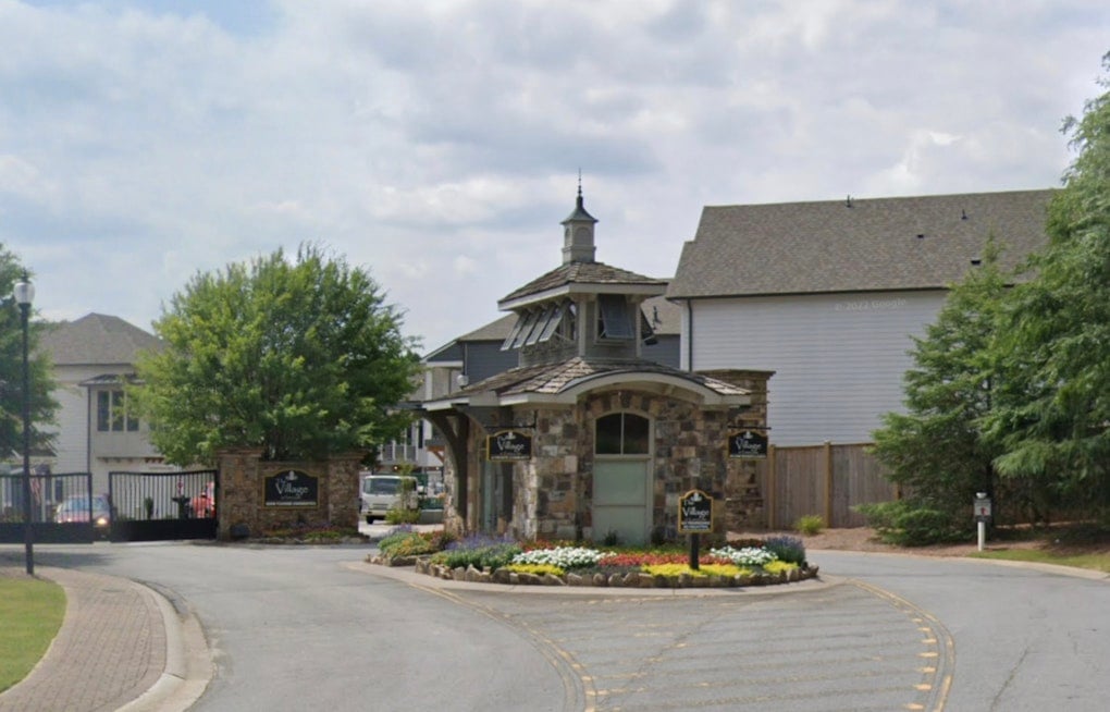 Woodstock HOA Fight Exposes Developer's Grip on Village of Towne Lake Until 2040