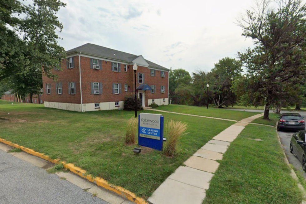 Yorkewood Tenants Settle Rat, Trash Lawsuit — Then Get Notices to Vacate