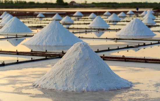 Yorkville Salt Crunch Forces $256K Emergency Deal as 260 Cities Lose Supplier