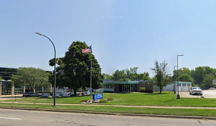 Ypsilanti Man Stabbed to Death Inside Car, Driver Held on North Washington Street