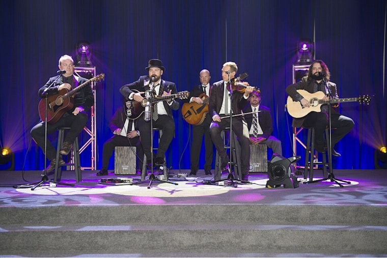 Zac Brown Band Rolls Into Nationwide Arena Fresh Off Fenway Record