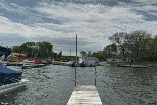 1,000-Year-Old Indigenous Canoe Surfaces in Waukesha County's Pewaukee Lake