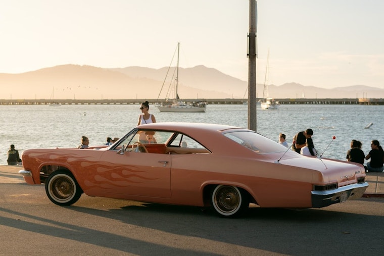 1,500 Classic Cars Flood Downtown Kenosha for 23rd Annual Cruise-In