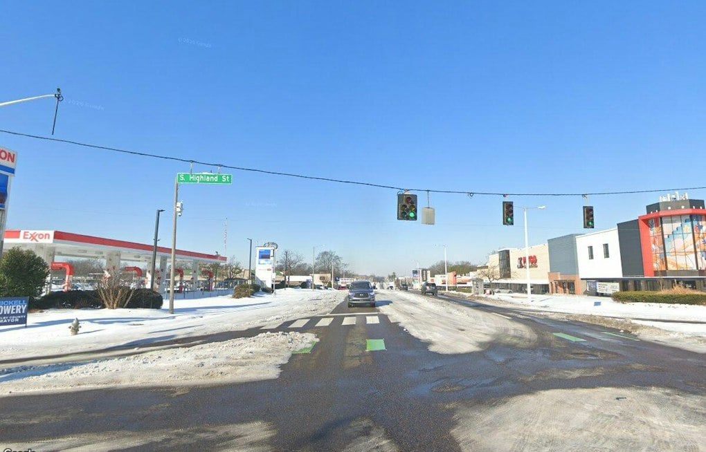 18-Wheeler and MATA Bus Collide on Poplar Avenue, Six Hurt