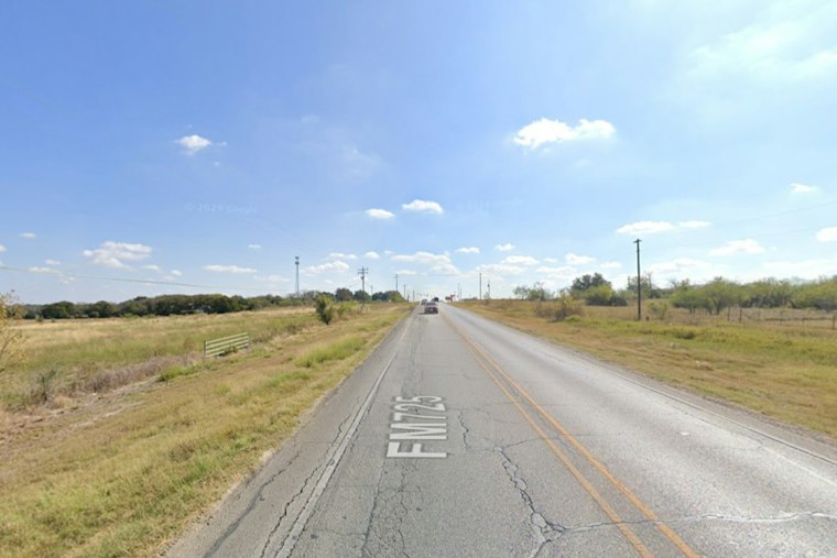 27-Year-Old Killed, Toddler Hurt in New Braunfels Head-On Crash, Driver Held