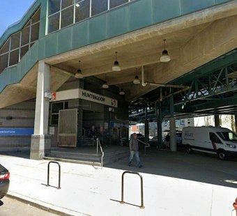 434 Triangle Murals Now Cover Kensington Avenue's El Tracks, One Year Later