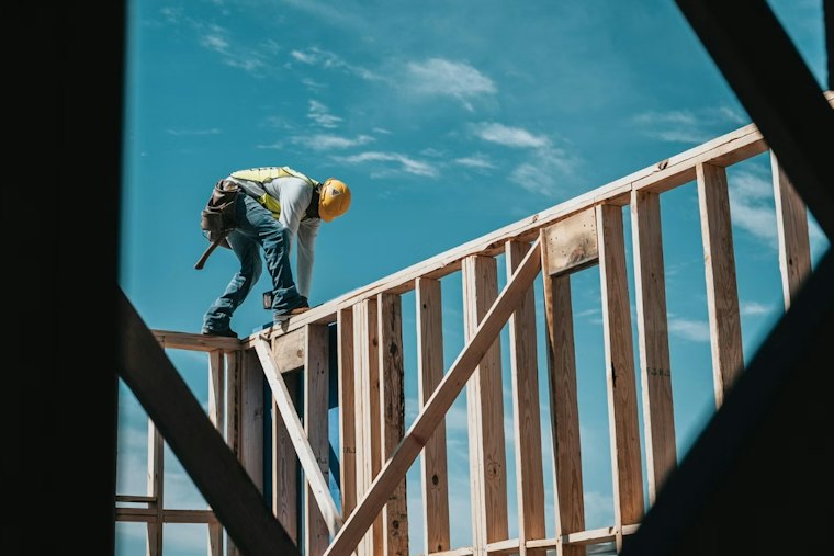 500 Volunteers Descend on Pacific Palisades to Rebuild Fire Survivors' Homes