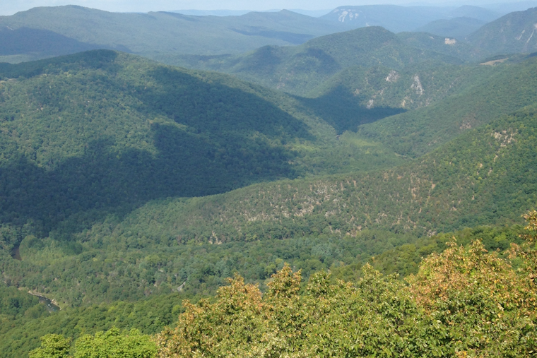 75-Year-Old Climber Dies in Smoke Hole Canyon Fall, Second Fatality in Months