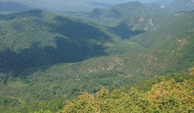 75-Year-Old Climber Dies in Smoke Hole Canyon Fall, Second Fatality in Months
